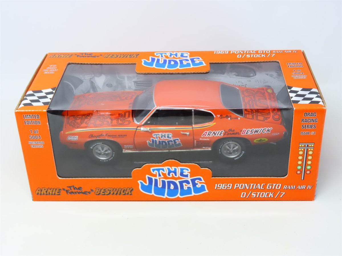 1:18 Ertl #25274P Die-Cast Arnie &quot;The Farmer&quot; Beswick 1969 Pontiac GTO The Judge