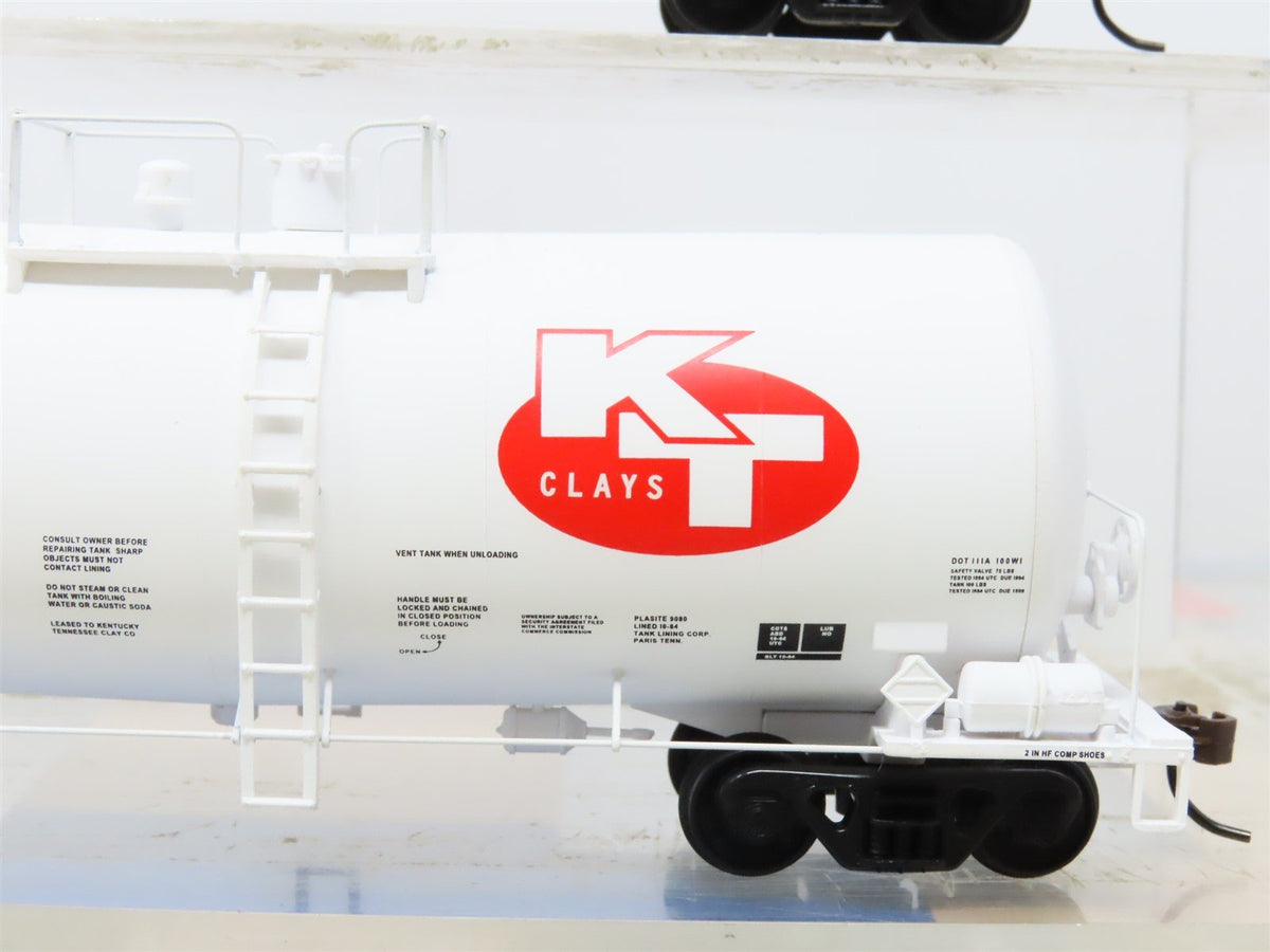 HO Scale Walthers 932-27210 AMMX KT Clays Funnel Flow Tank Car 2-Pack