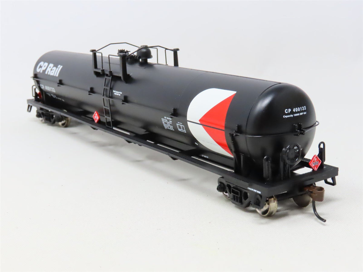 HO Scale Athearn 73786 CP Rail 62&#39; Tank Car #400133