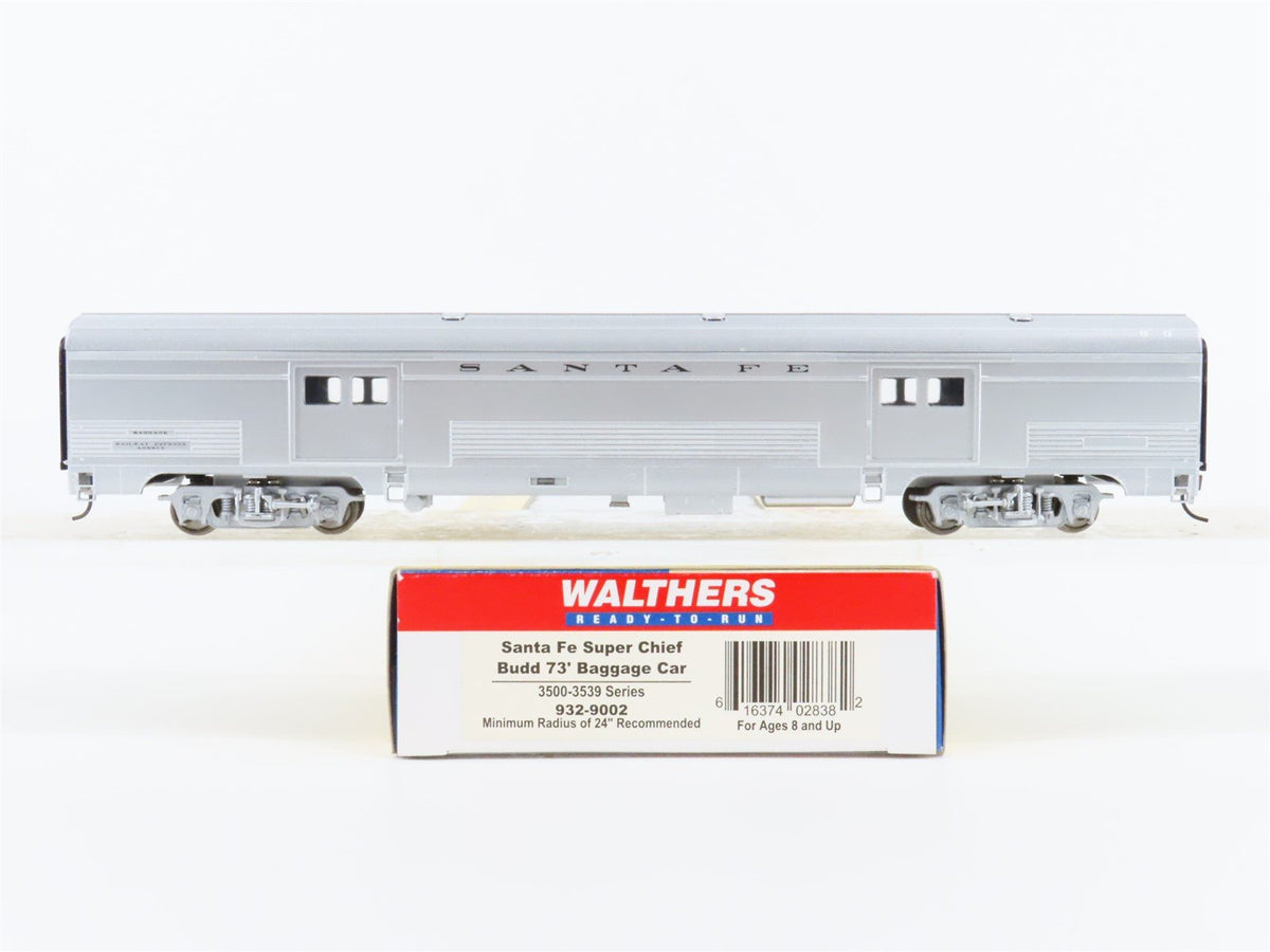 HO Scale Walthers 932-9002 ATSF Santa Fe Super Chief 73&#39; Baggage Passenger Car