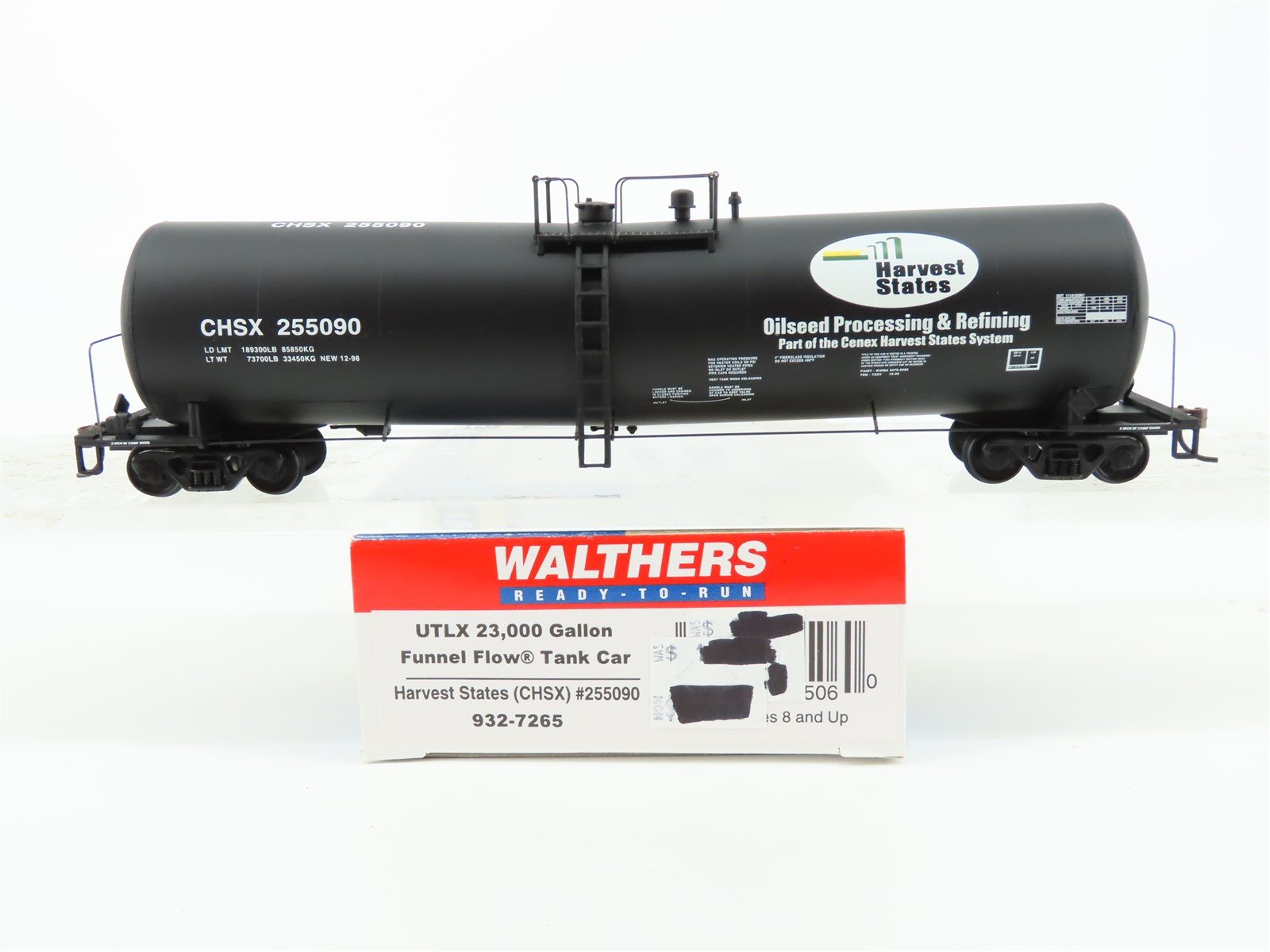 HO Scale Walthers 932-7265 CHSX Harvest States Funnel Flow Tank Car #255090