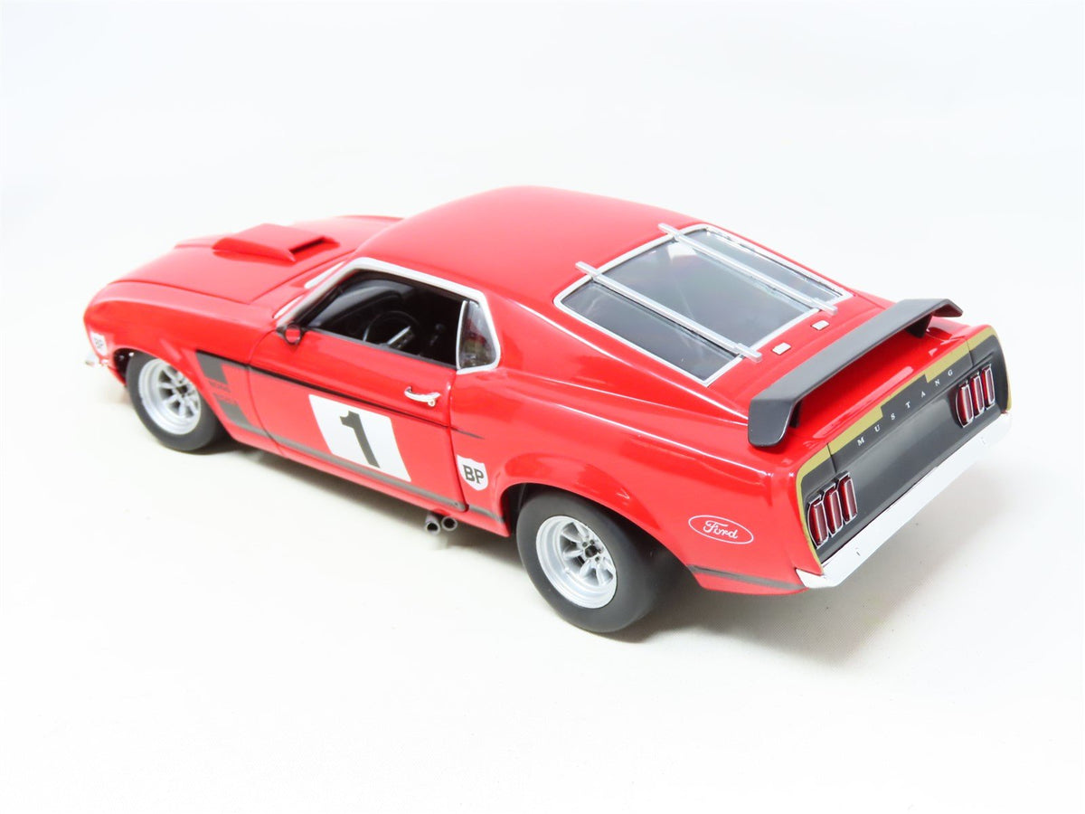 1:18 Scale Welly Die-Cast Model Car 1969 Boss 302 Trans-Am Mustang BP #1