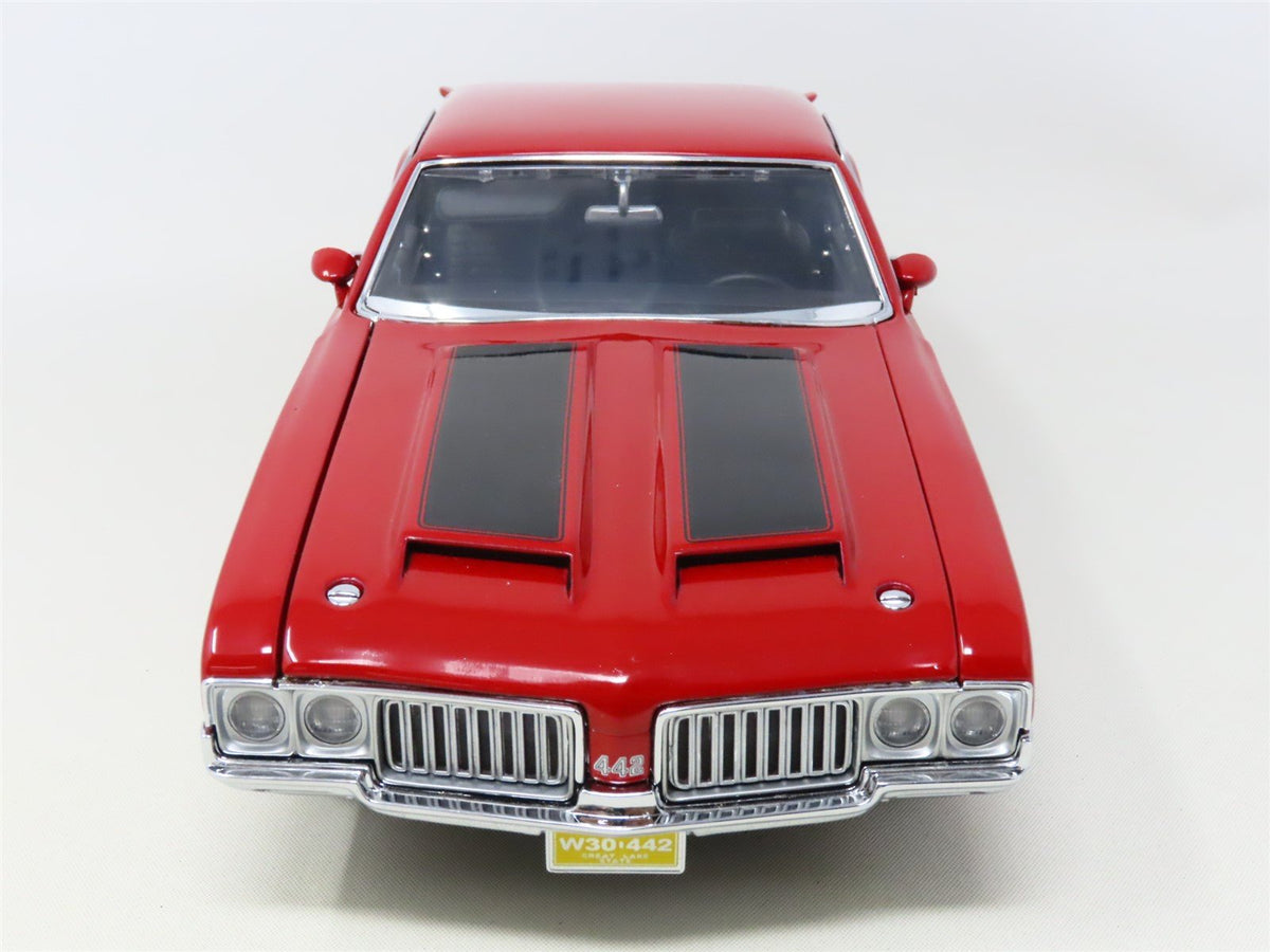 1:18 Exact Detail Replicas #309B Die-Cast Red 1970 Oldsmobile 4-4-2 W-30 w/ COA