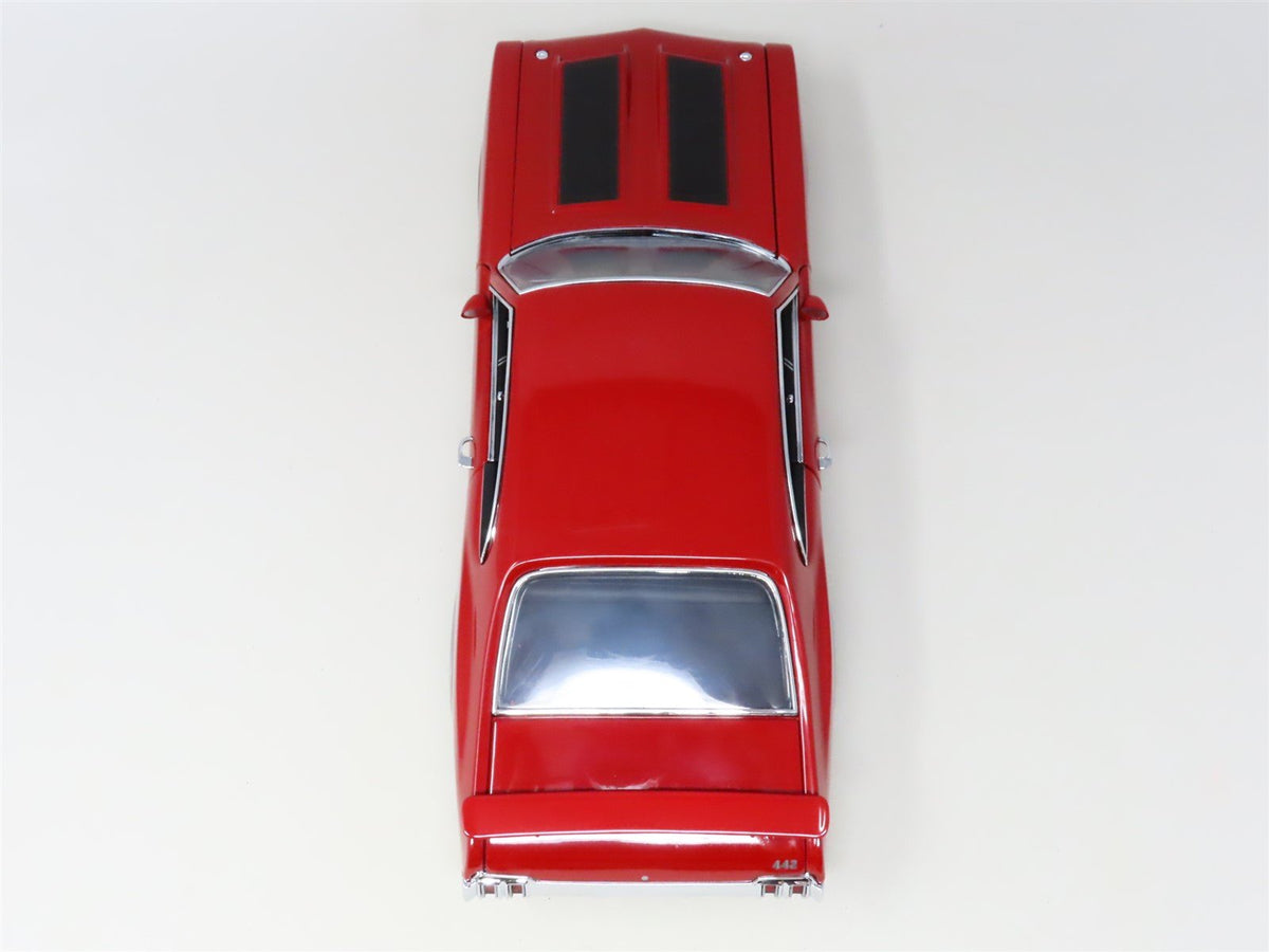 1:18 Exact Detail Replicas #309B Die-Cast Red 1970 Oldsmobile 4-4-2 W-30 w/ COA