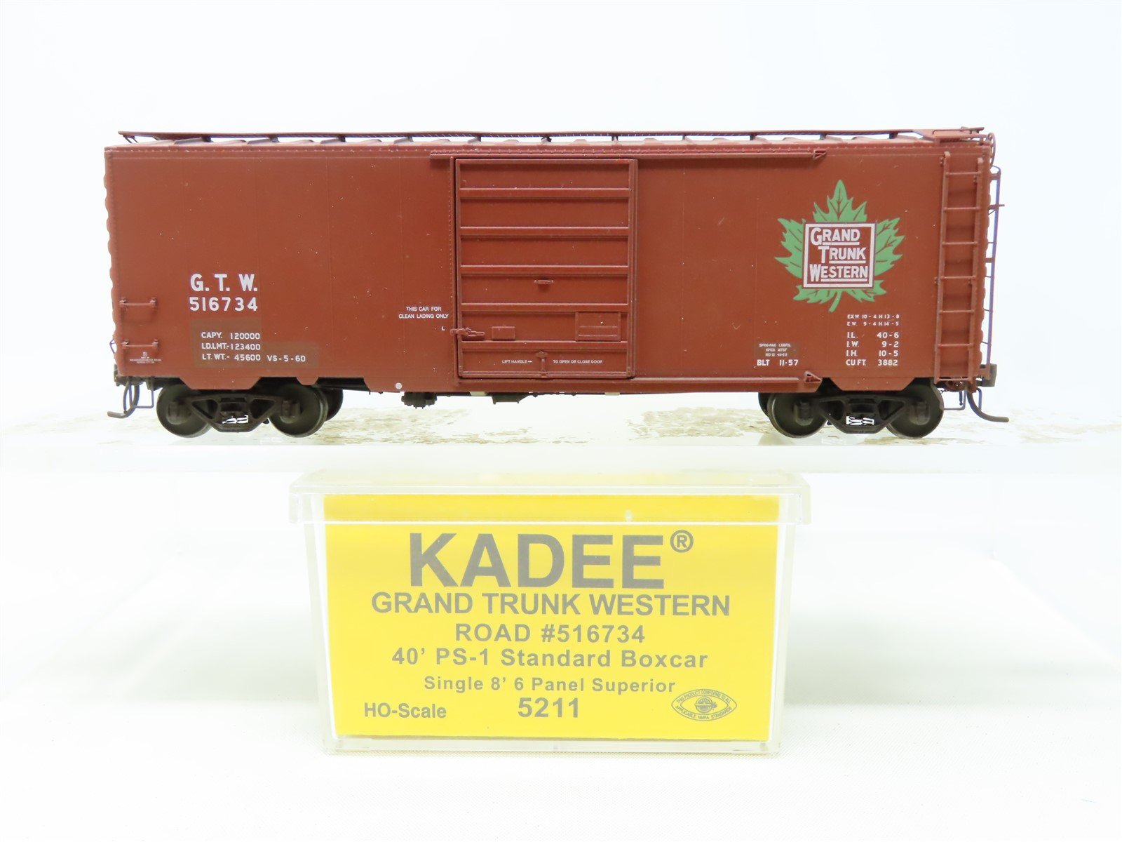 HO Scale Kadee 5211 GTW Grand Trunk Western 40' PS-1 Boxcar #516734