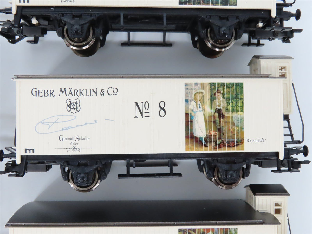 HO Scale Marklin 94022 Art Calendar 1998 Box Cars 12-Unit Set