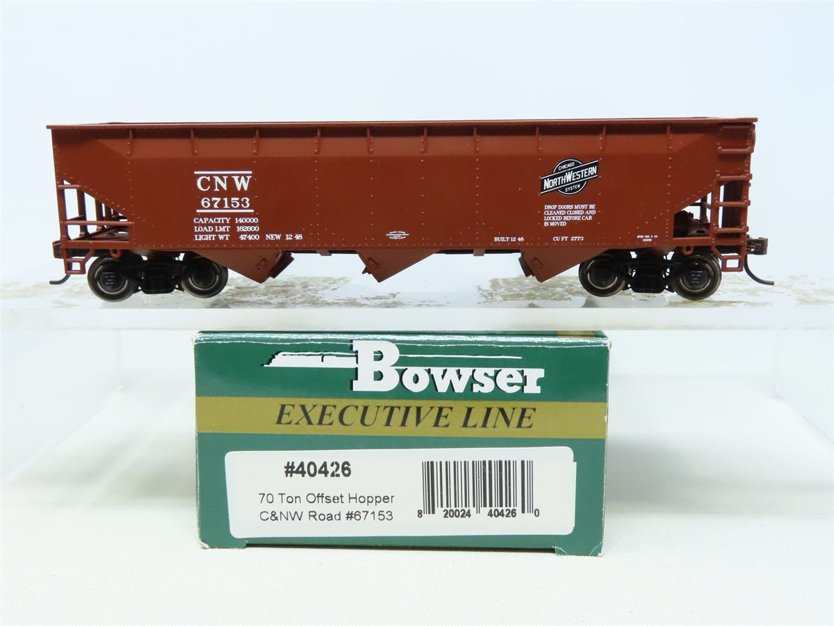 HO Bowser Executive Line 40426 CNW Chicago &amp; North Western 3-Bay Hopper #67153