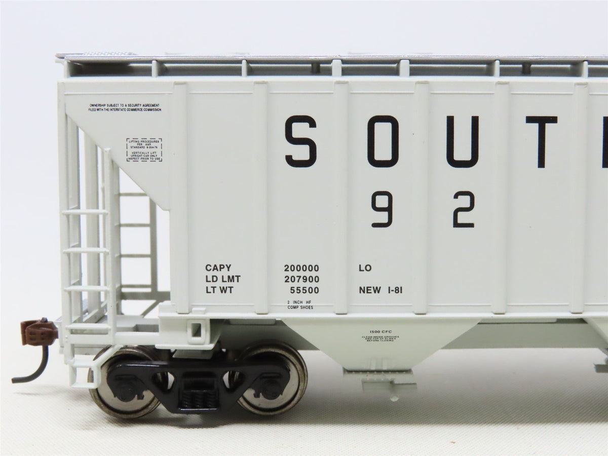 HO Scale Walthers Gold Line 932-25389 SOU Southern 2-Bay Covered Hopper 2-Pack