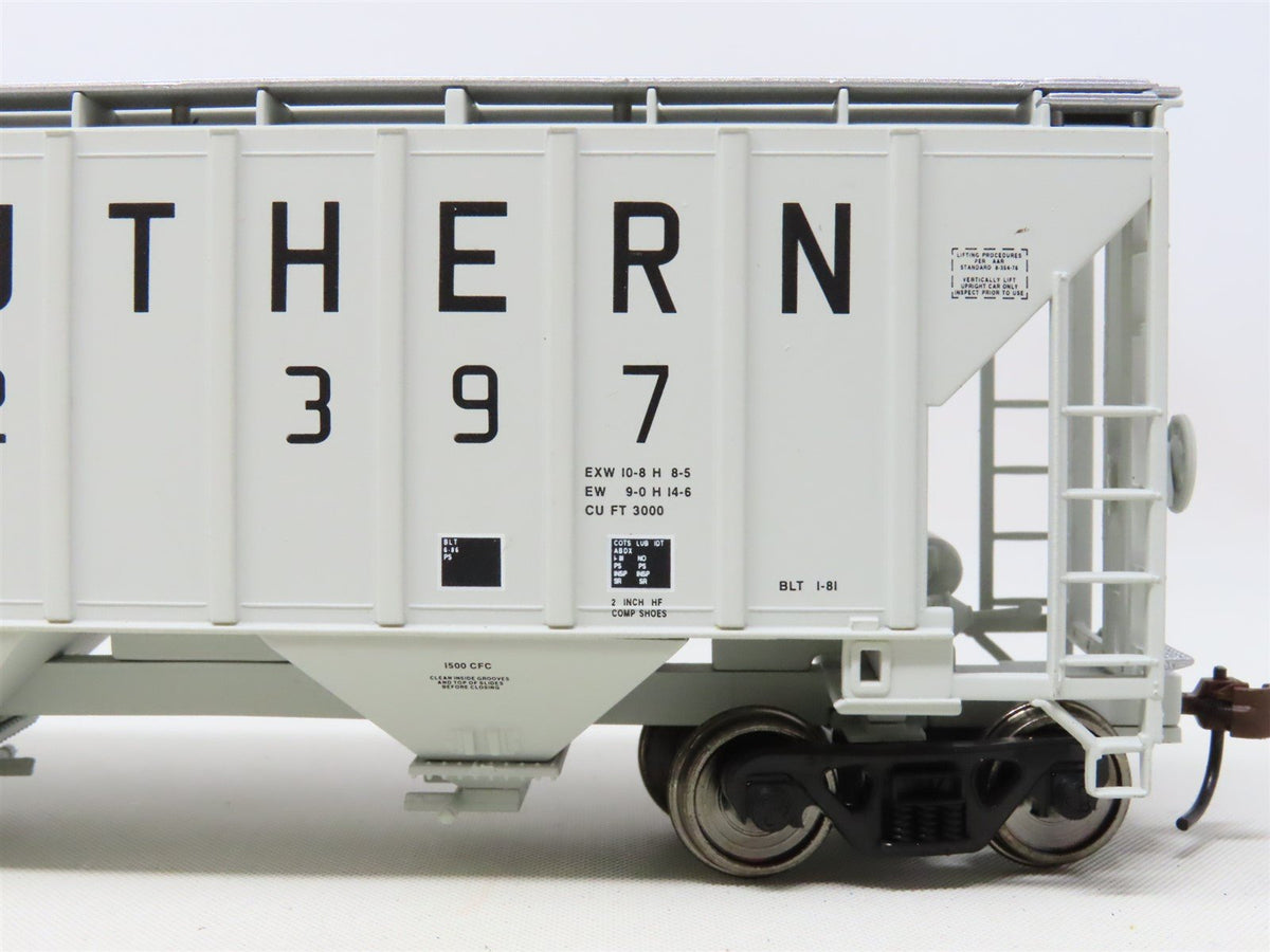 HO Scale Walthers Gold Line 932-25389 SOU Southern 2-Bay Covered Hopper 2-Pack