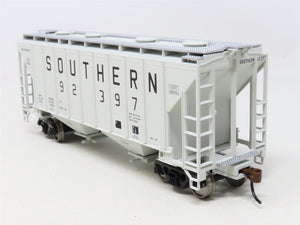 HO Scale Walthers Gold Line 932-25389 SOU Southern 2-Bay Covered Hopper 2-Pack