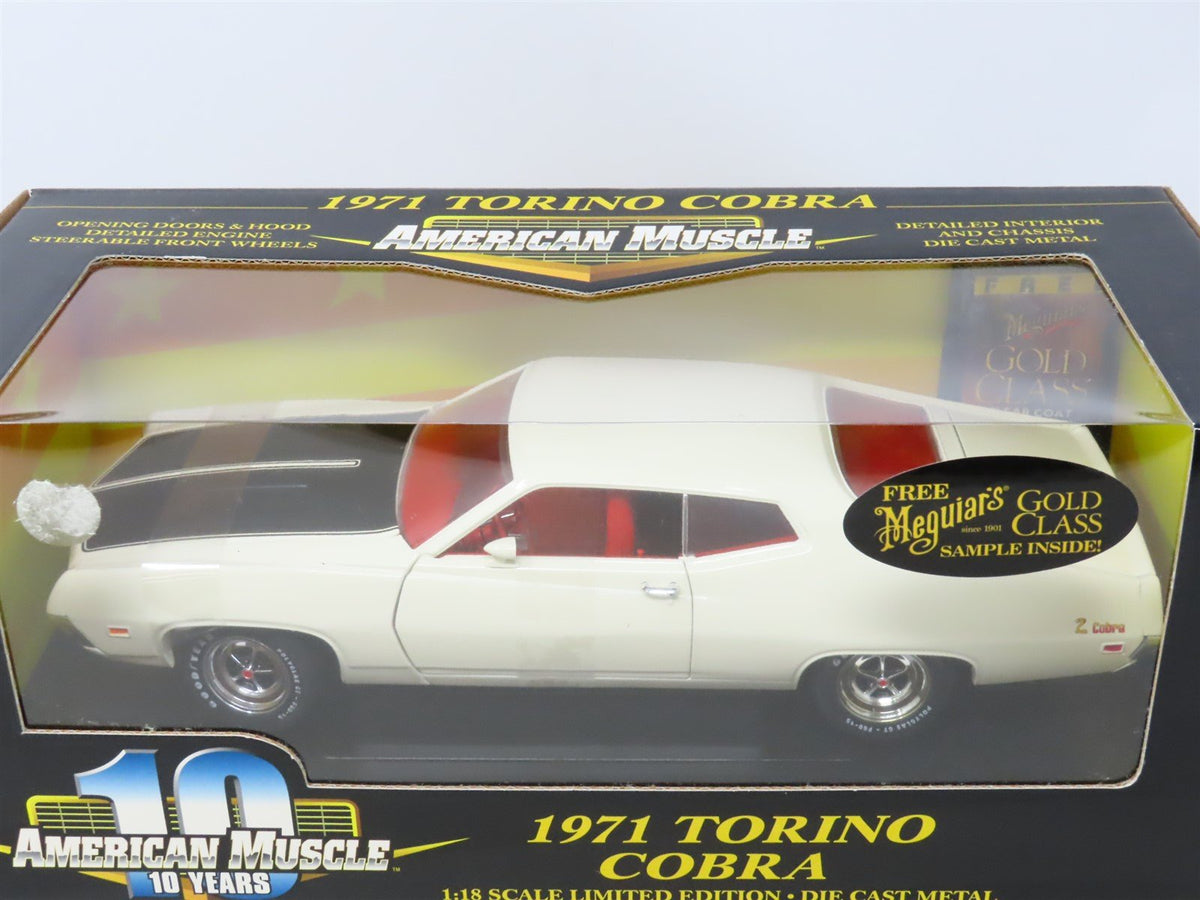 1:18 Scale RC Ertl American Muscle #36383 Die-Cast 1971 Torino Cobra - White