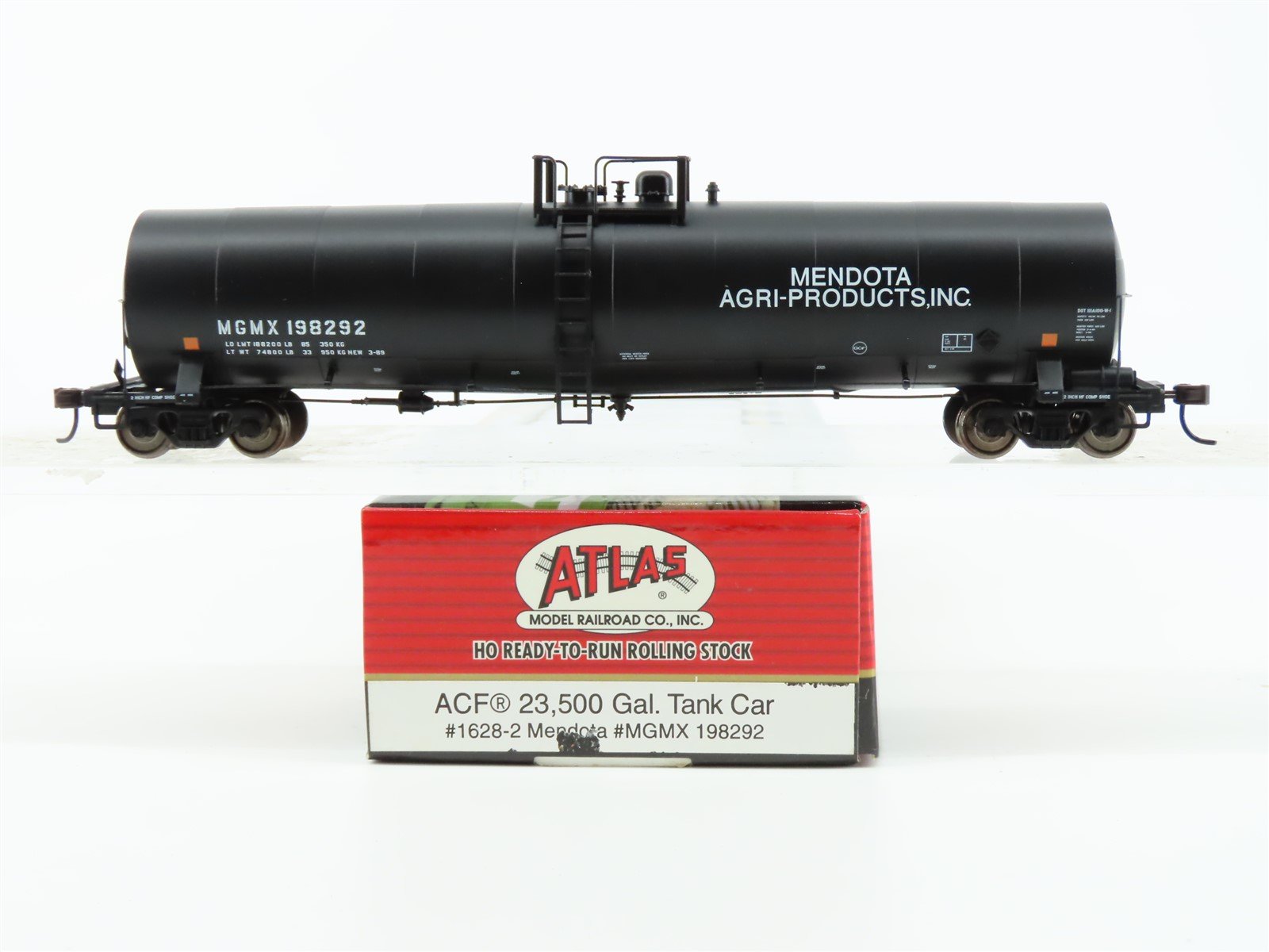HO Scale Atlas 1628-2 MGMX Mendota ACF 23500 Gallon Tank Car #198292