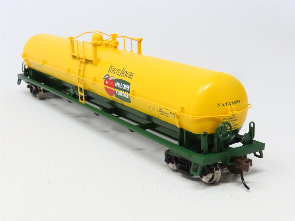 HO Scale Athearn 73774 NATX White House Apple Cider Vinegar 62&#39; Tank Car #28253