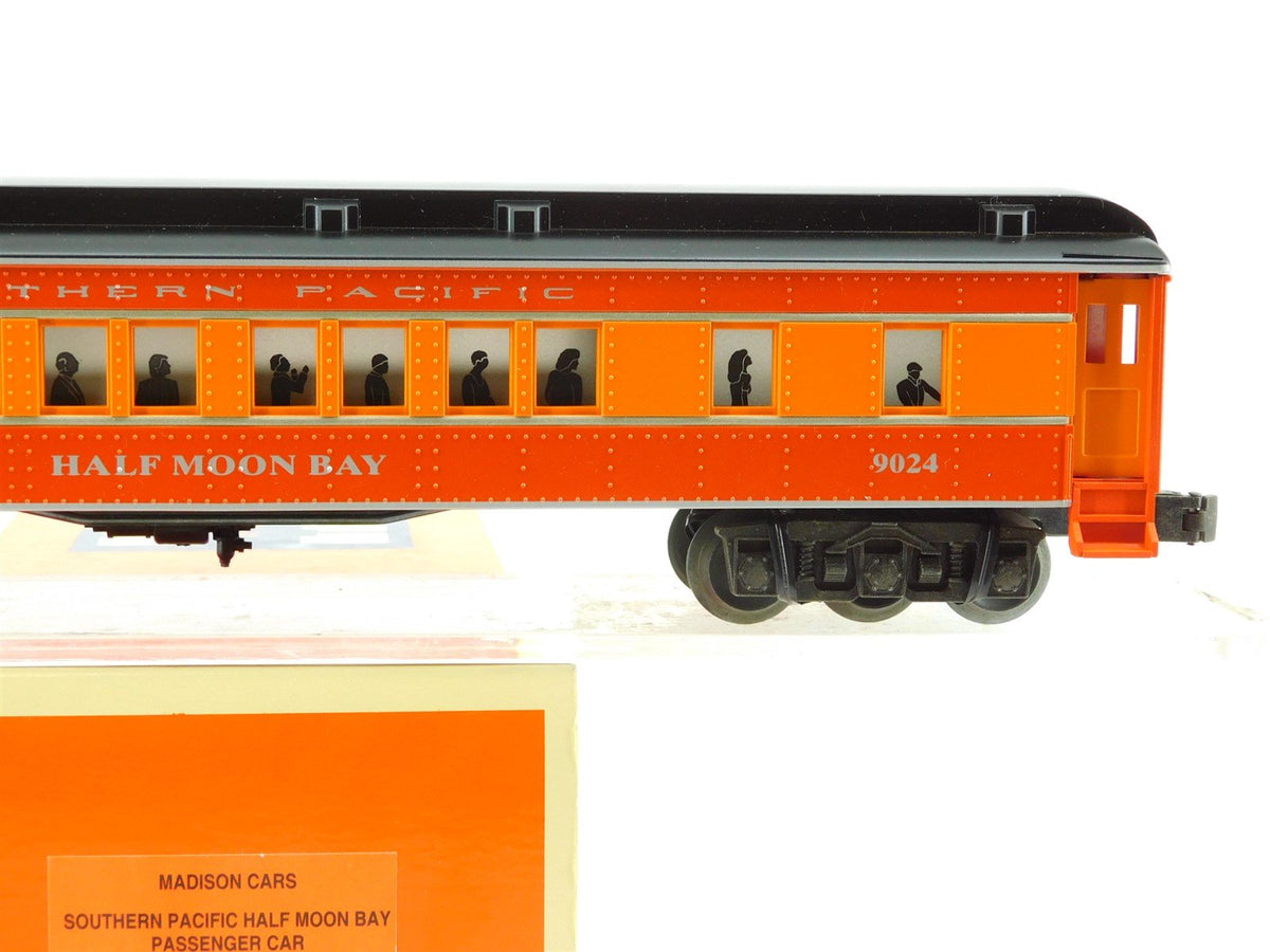 O Gauge 3-Rail Lionel 6-19024 SP Southern Pacific Coach Passenger Car #9024