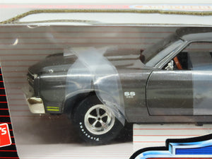 1:18 Ertl American Muscle MTR #29061 Die-Cast 1970 Chevelle SS 396 L89 - Gray