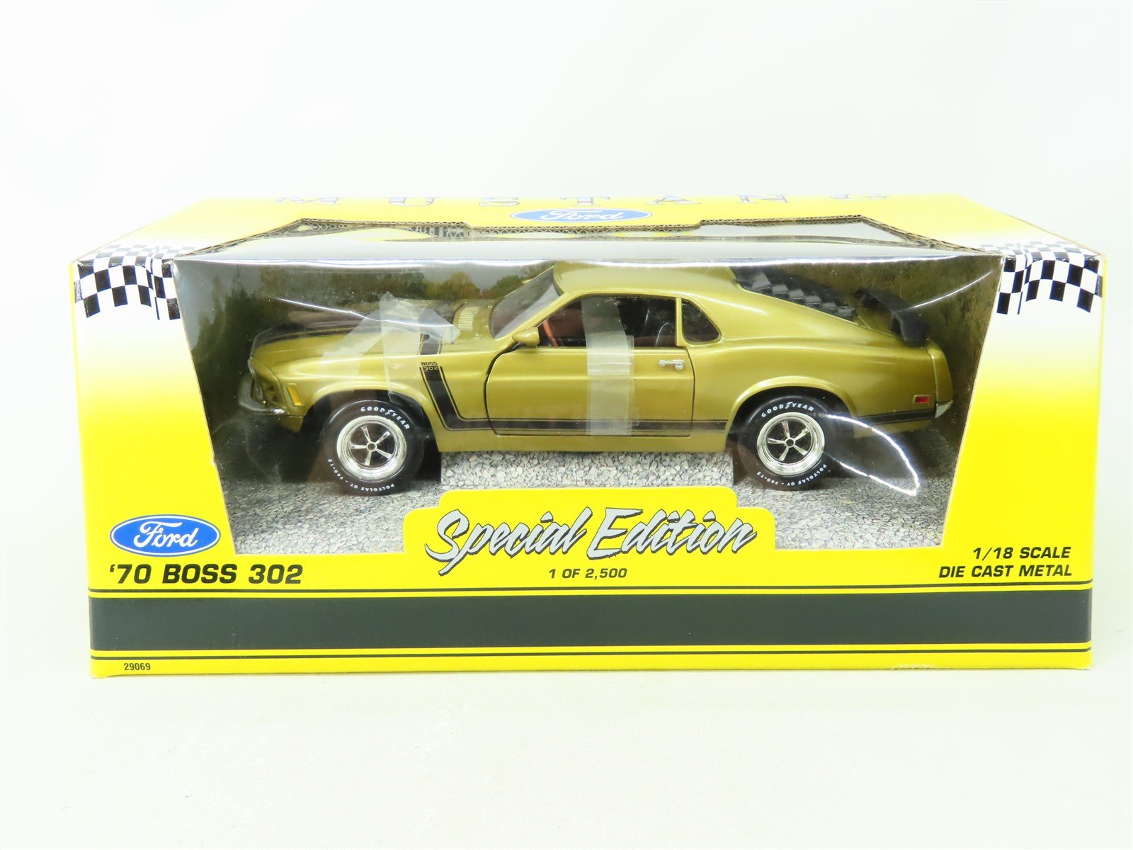 1:18 Scale Ertl #29069 Special Edition 1970 Ford Mustang Boss 302 - Gold/Black