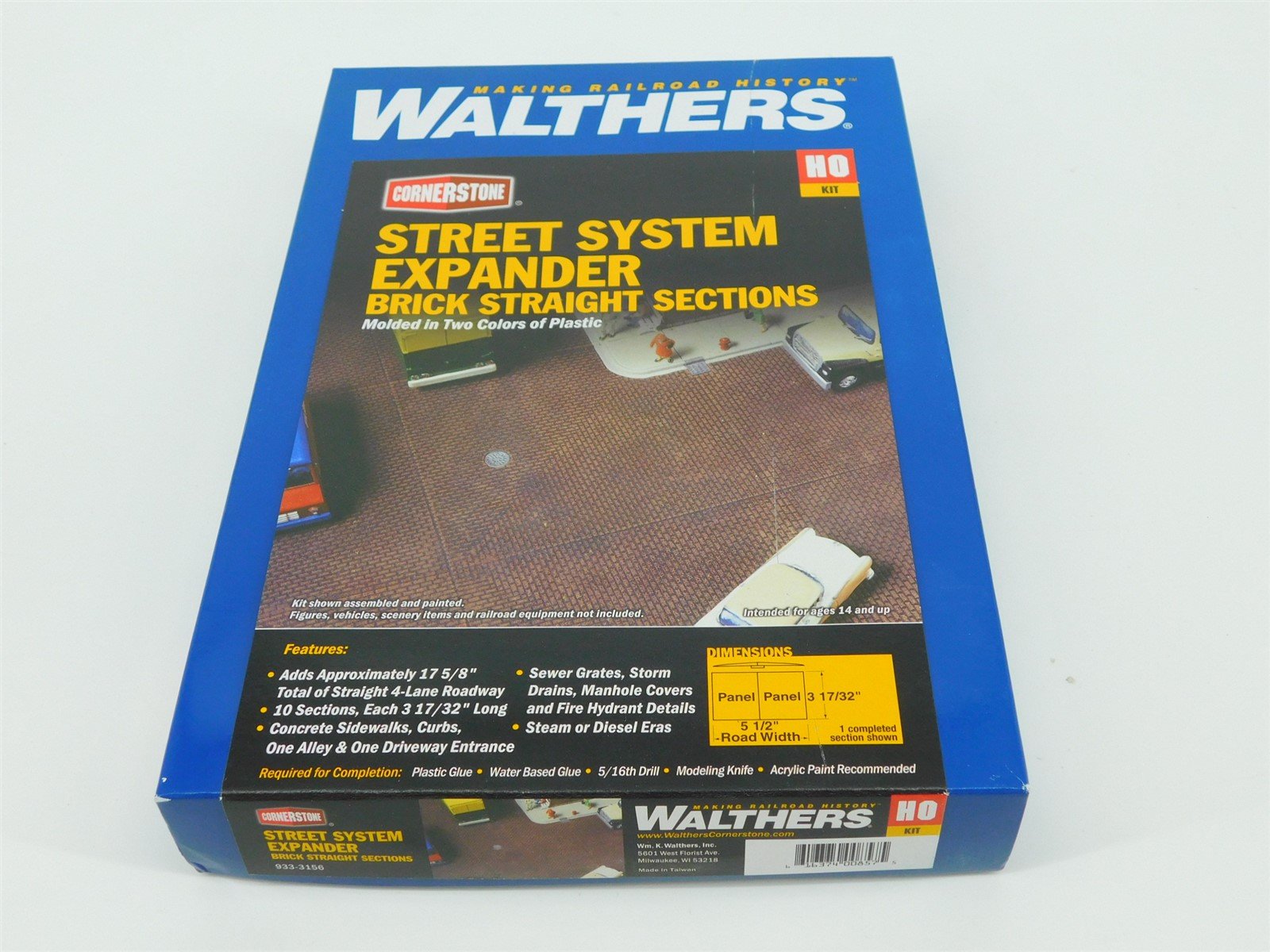 HO Walthers Cornerstone #933-3156 Street System Expander Brick Straight Sections