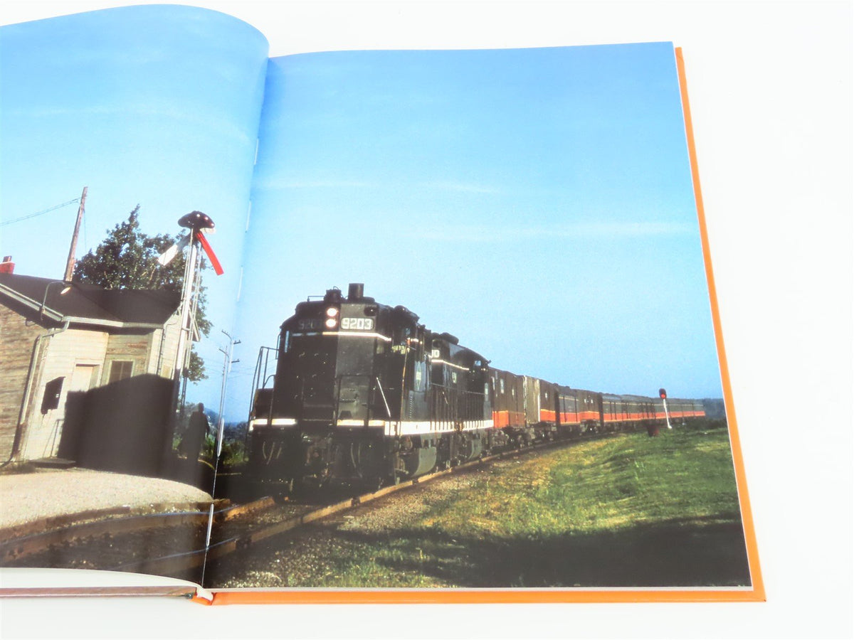 Illinois Central Color Pictorial Volume One - Passenger Service by Downey ©2002