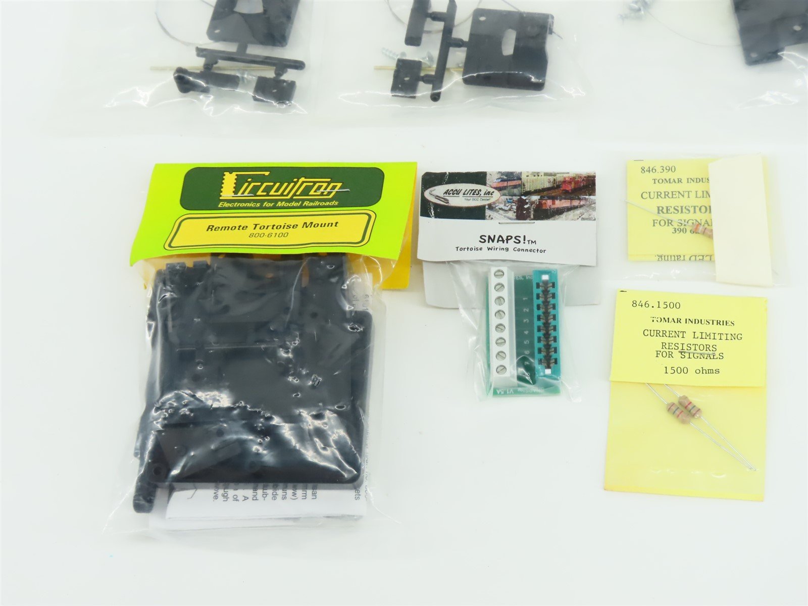 Lot of 9 Circuitron & AccuLites Tortoise Accessories & Tomar Resistors
