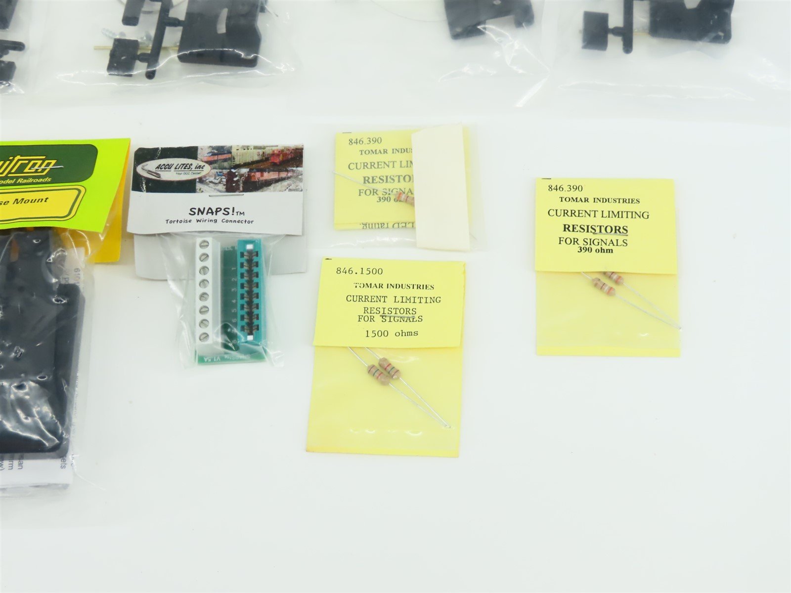Lot of 9 Circuitron & AccuLites Tortoise Accessories & Tomar Resistors