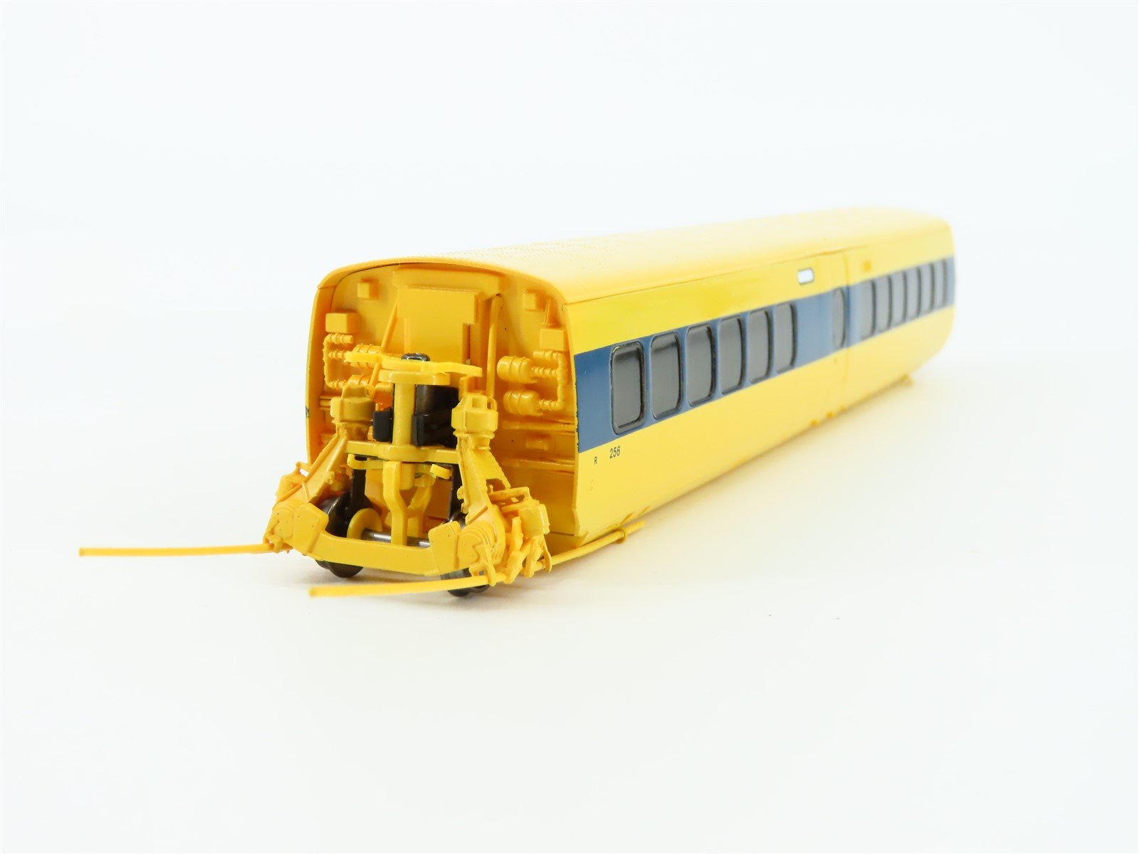 HO Rapido 200601 VIA Rail Canada TurboTrain IC-30/35 TurboCoach Passenger #256