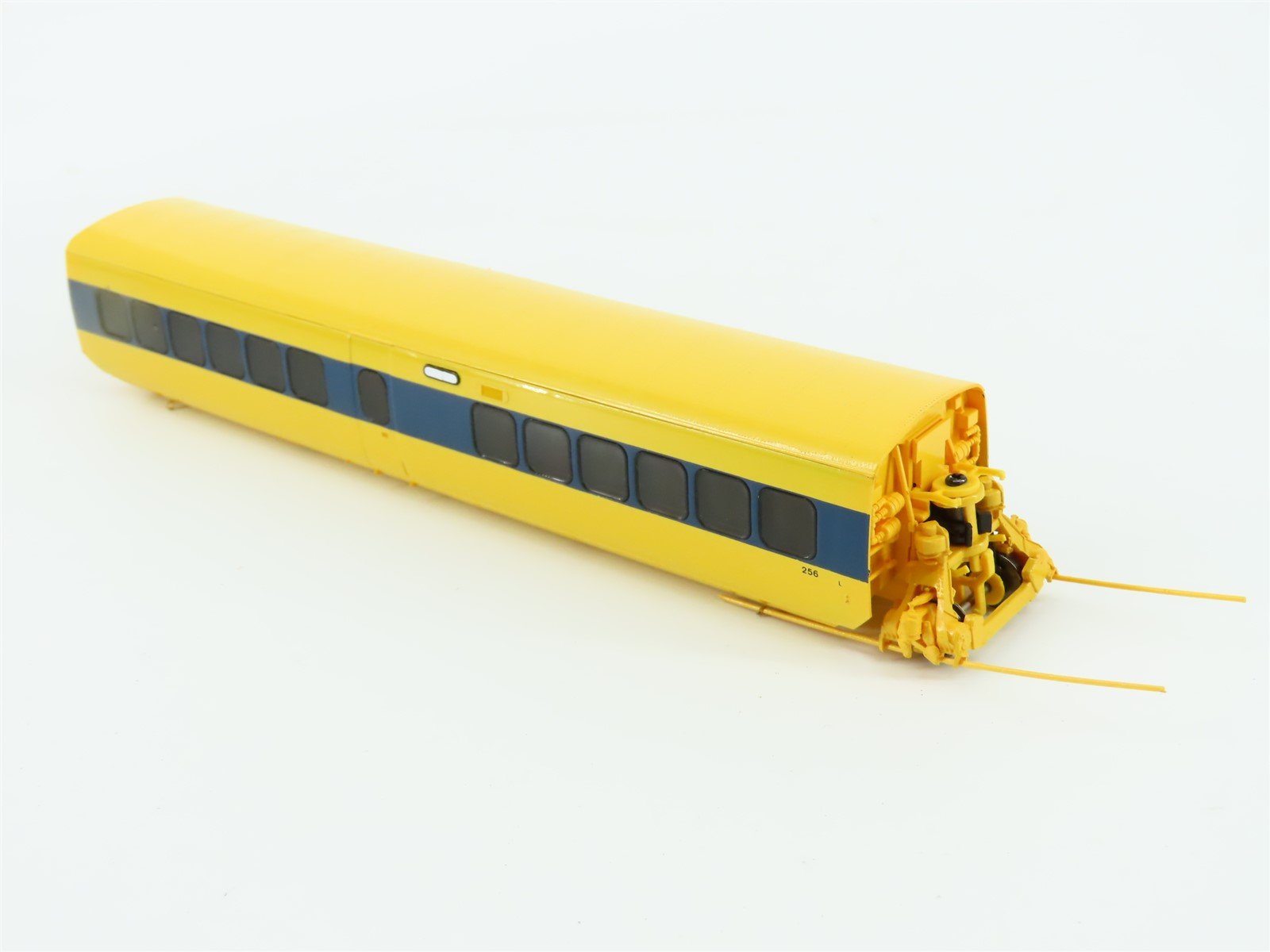 HO Rapido 200601 VIA Rail Canada TurboTrain IC-30/35 TurboCoach Passenger #256