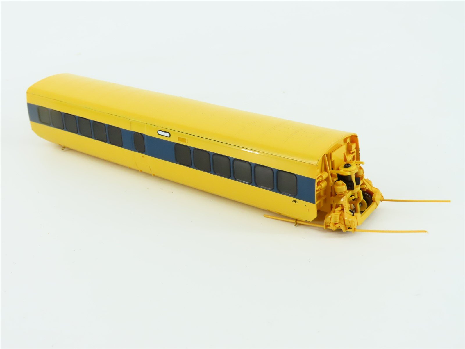 HO Rapido 200602 VIA Rail Canada TurboTrain IC-30/35 TurboCoach Passenger #261