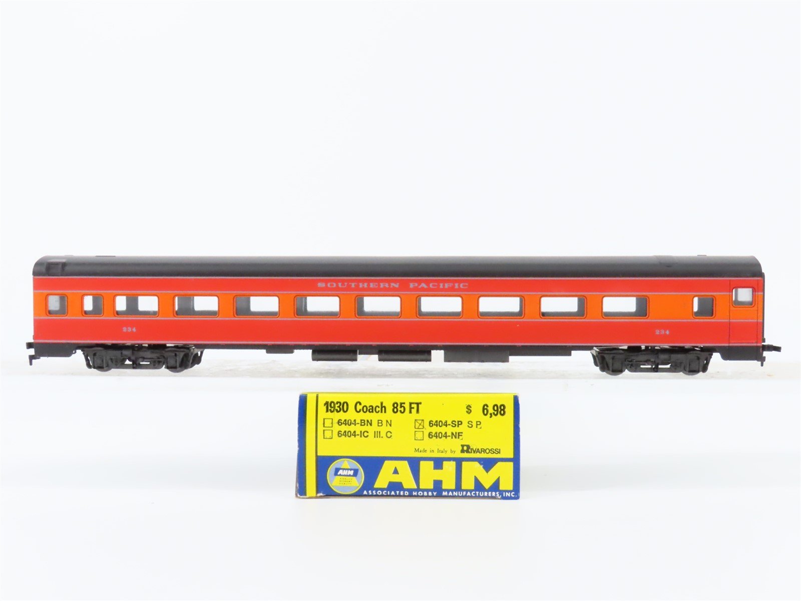 HO AHM/Rivarossi 6404-SP SP "Daylight" 1930s 85" Coach Passenger Car #234