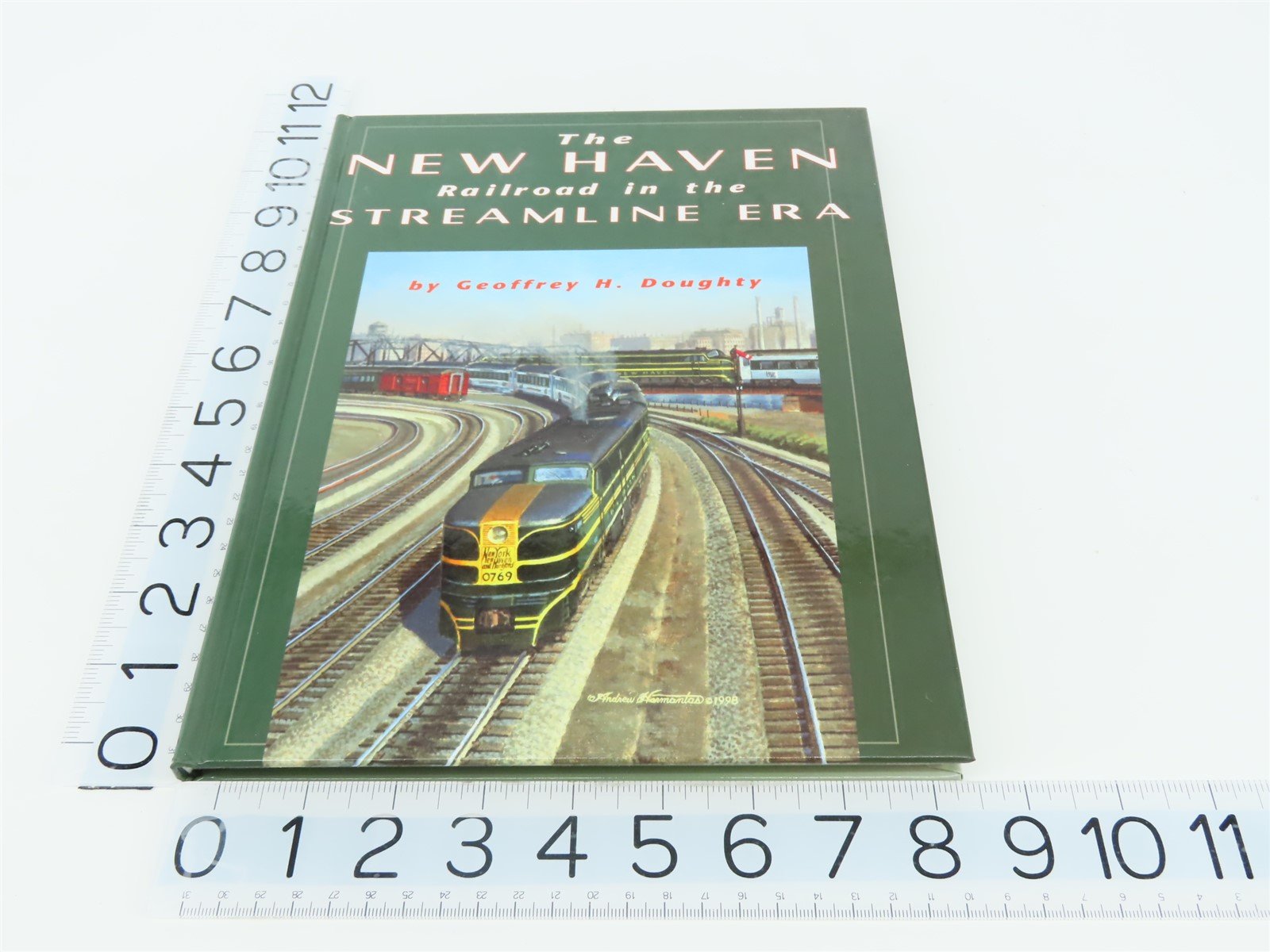 The New Haven Railroad in the Streamline Era by Geoffrey H Doughty ©1998 HC Book
