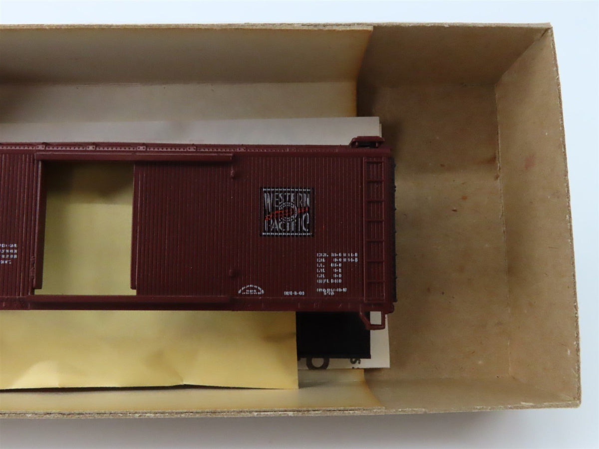 HO Scale Athearn Kit #5236 WP Western Pacific Bulk Sugar 40&#39; Wood Box Car #26839