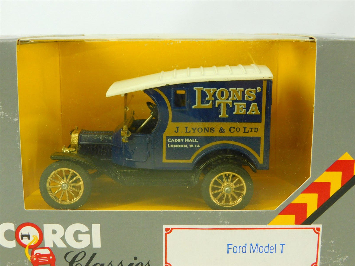 Corgi Classics C865 Die-Cast Lyons Tea 1915 Ford Model T Van