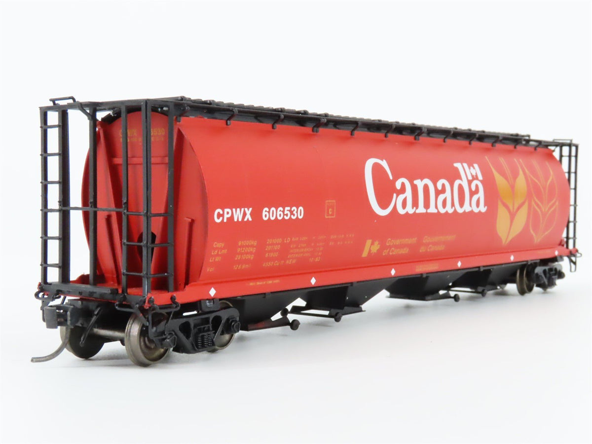 HO Scale InterMountain 45102-95 CNWX Canada 4-Bay Cylindrical Hopper #606530