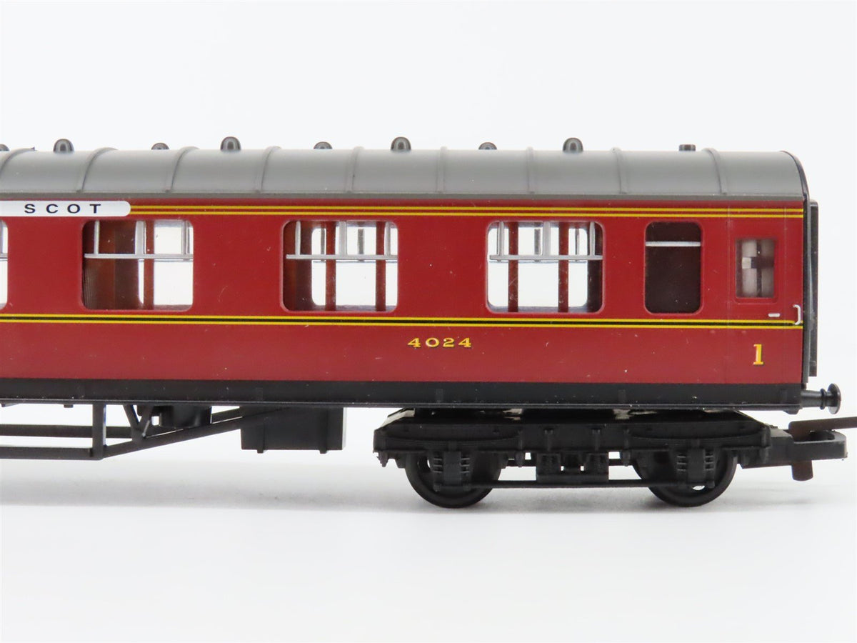 OO Scale Hornby R2167 BR/ex-LMS British &quot;Royal Scot&quot; 4-6-2 Steam Passenger Set