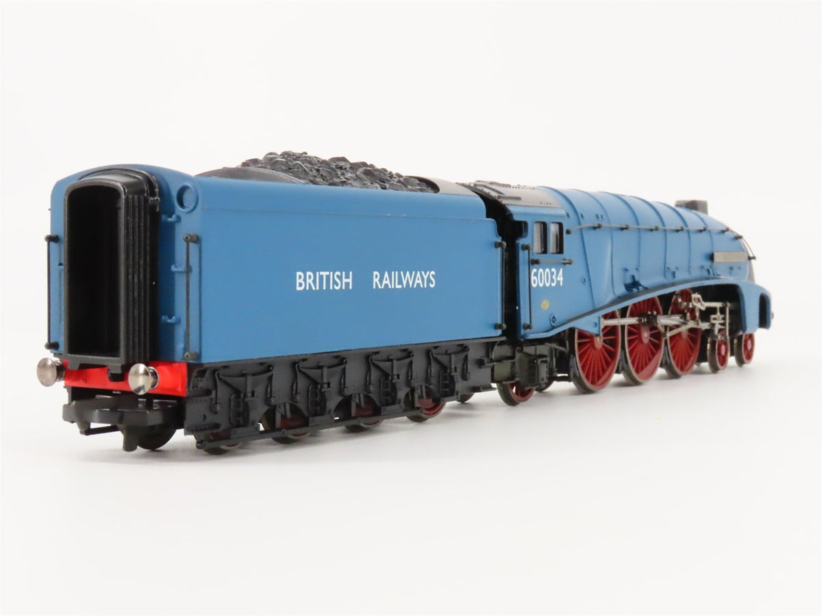 OO Scale Hornby R2167 BR/ex-LMS British &quot;Royal Scot&quot; 4-6-2 Steam Passenger Set