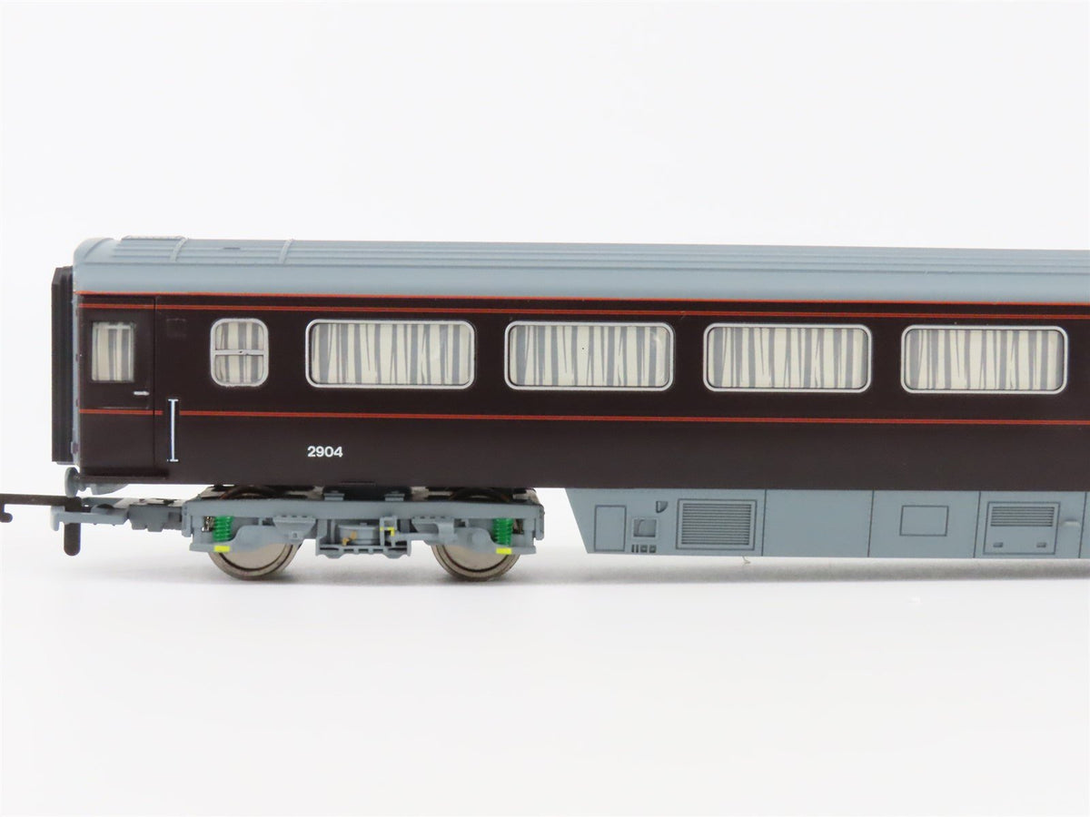 OO Scale Hornby R1057 LMS British &quot;The Royal Train&quot; 4-6-2 Steam Passenger Set