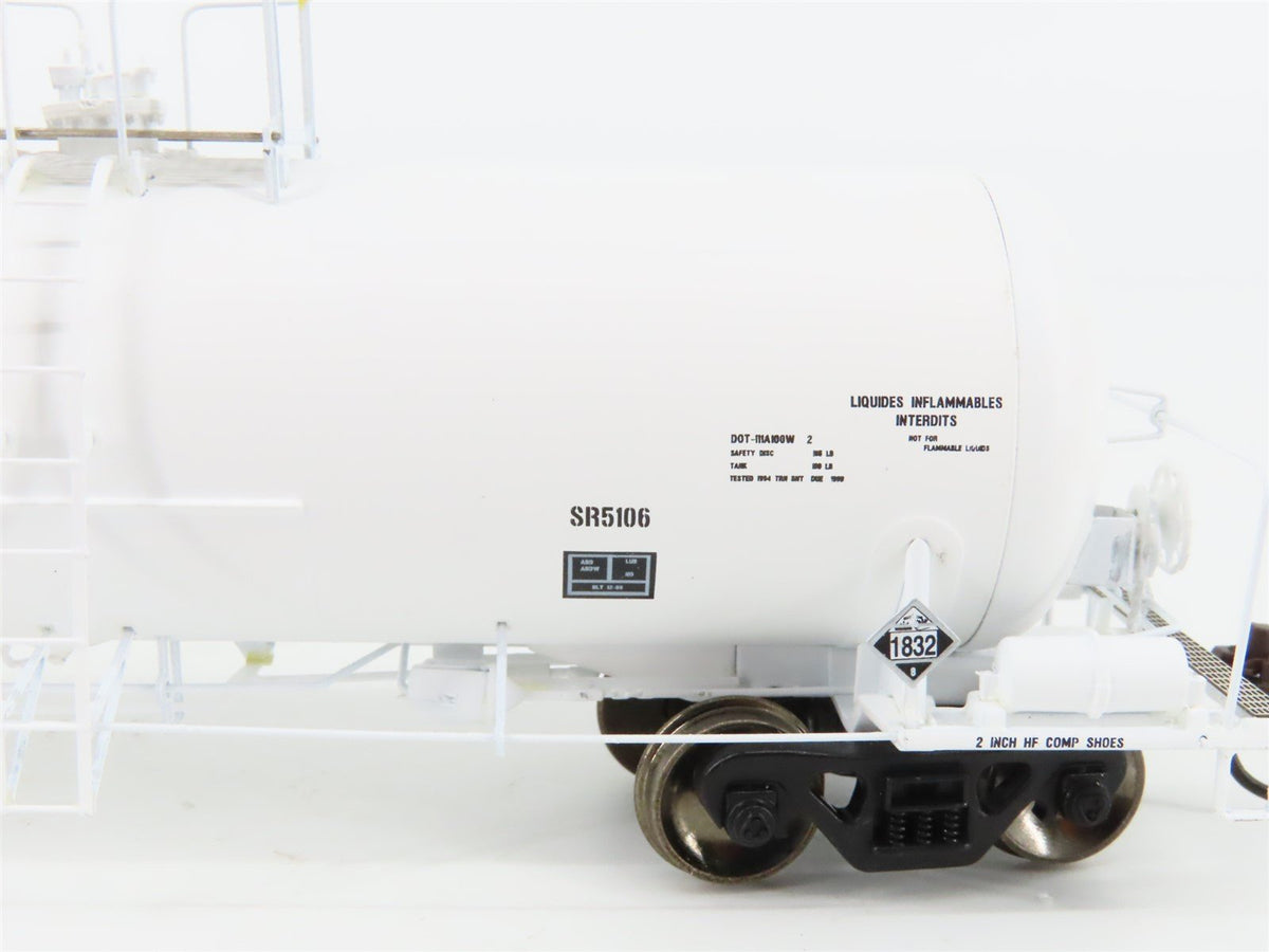 HO Scale Athearn 96105 RPBX 40&#39; Chemical Tank Car #23151