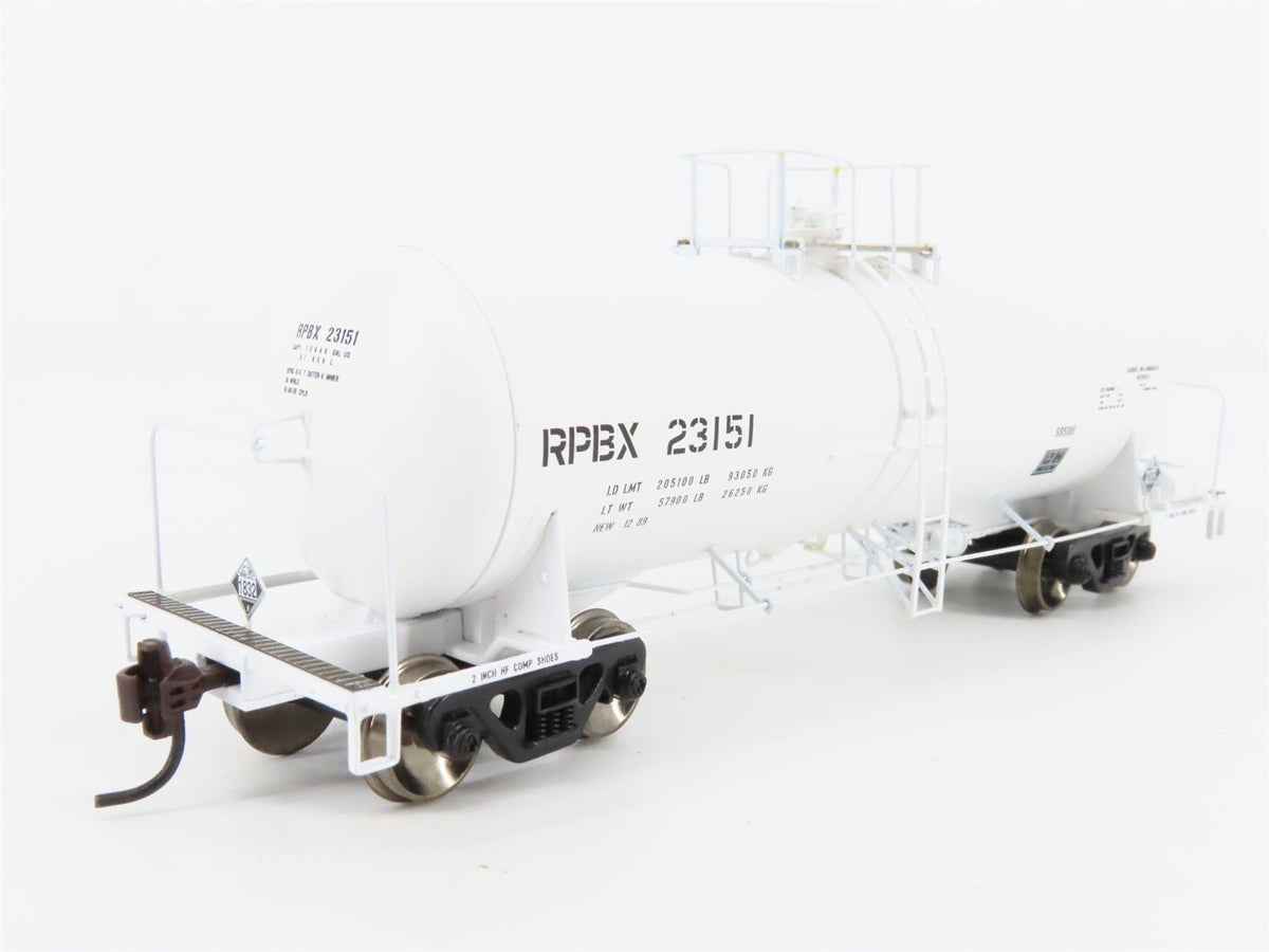 HO Scale Athearn 96105 RPBX 40&#39; Chemical Tank Car #23151