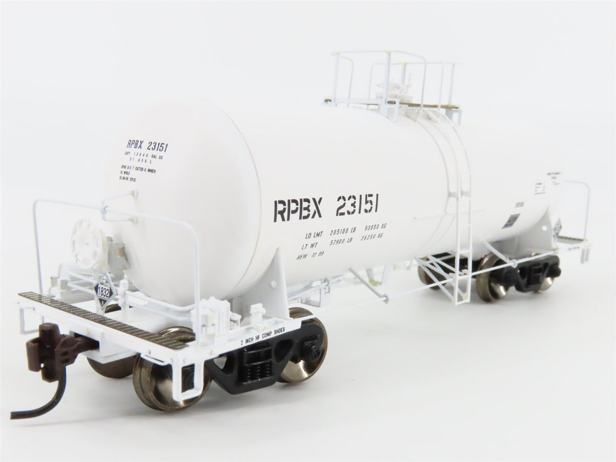 HO Scale Athearn 96105 RPBX 40&#39; Chemical Tank Car #23151