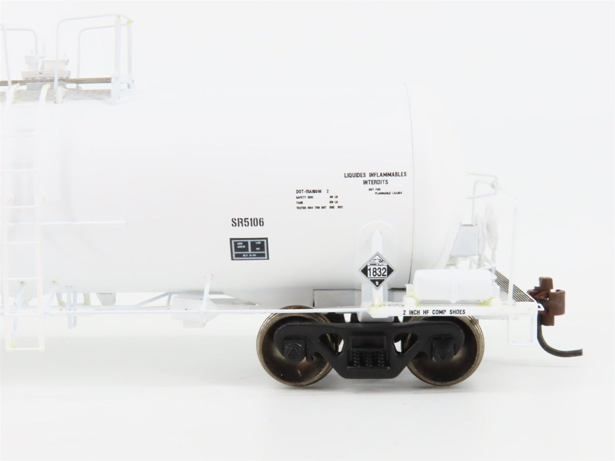 HO Scale Athearn 96106 RPBX 40&#39; Chemical Tank Car #23155