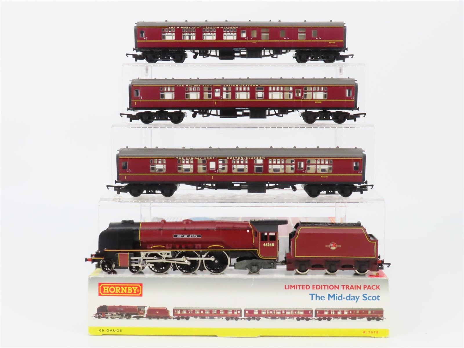 OO Scale Hornby R2078 BR British "The Mid-day Scot" 4-6-2 Steam Passenger Set