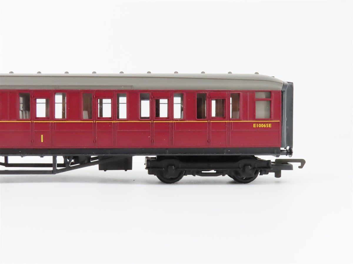 OO Scale Hornby R1021 BR British &quot;East Coast Express&quot; 4-6-2 Steam Passenger Set