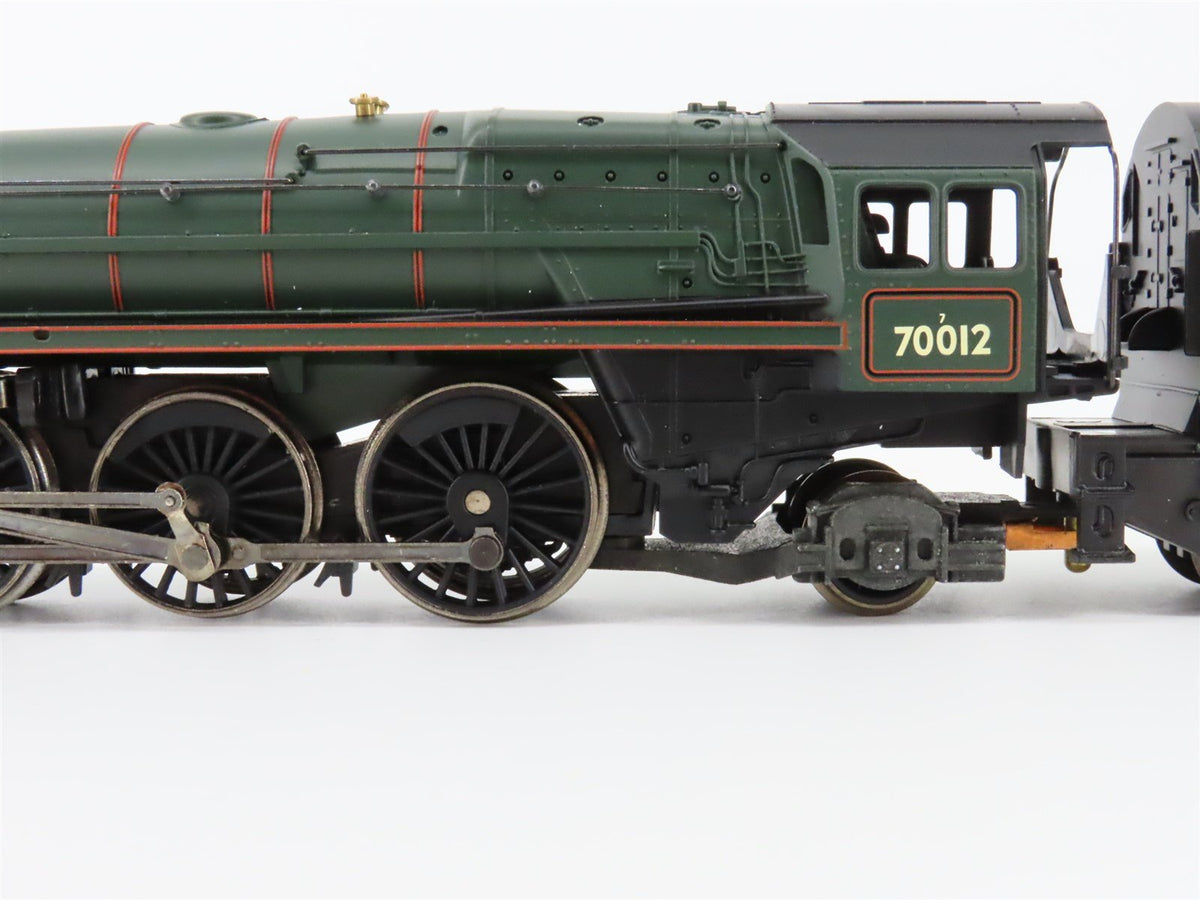 OO Scale Hornby R1021 BR British &quot;East Coast Express&quot; 4-6-2 Steam Passenger Set