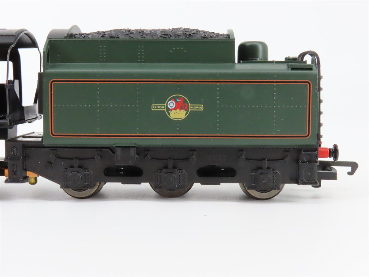 OO Scale Hornby R1021 BR British &quot;East Coast Express&quot; 4-6-2 Steam Passenger Set