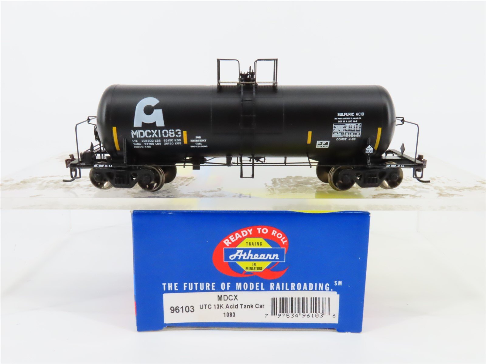 HO Scale Athearn 96103 MDCX Acid Chemical Tank Car #1083