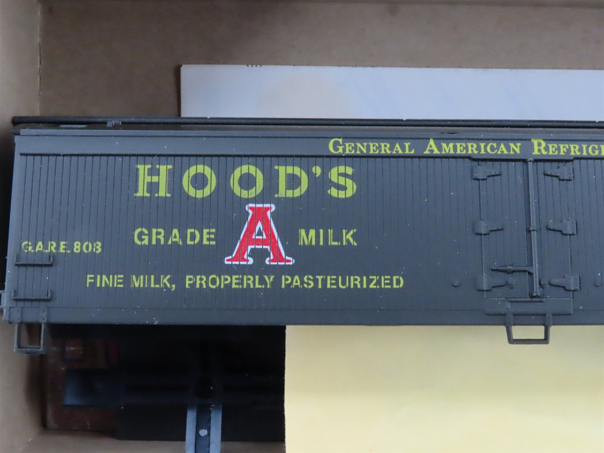 HO Scale Athearn 5341 GARE Hood&#39;s Grade A Milk 50&#39; Express Reefer #808 Kit