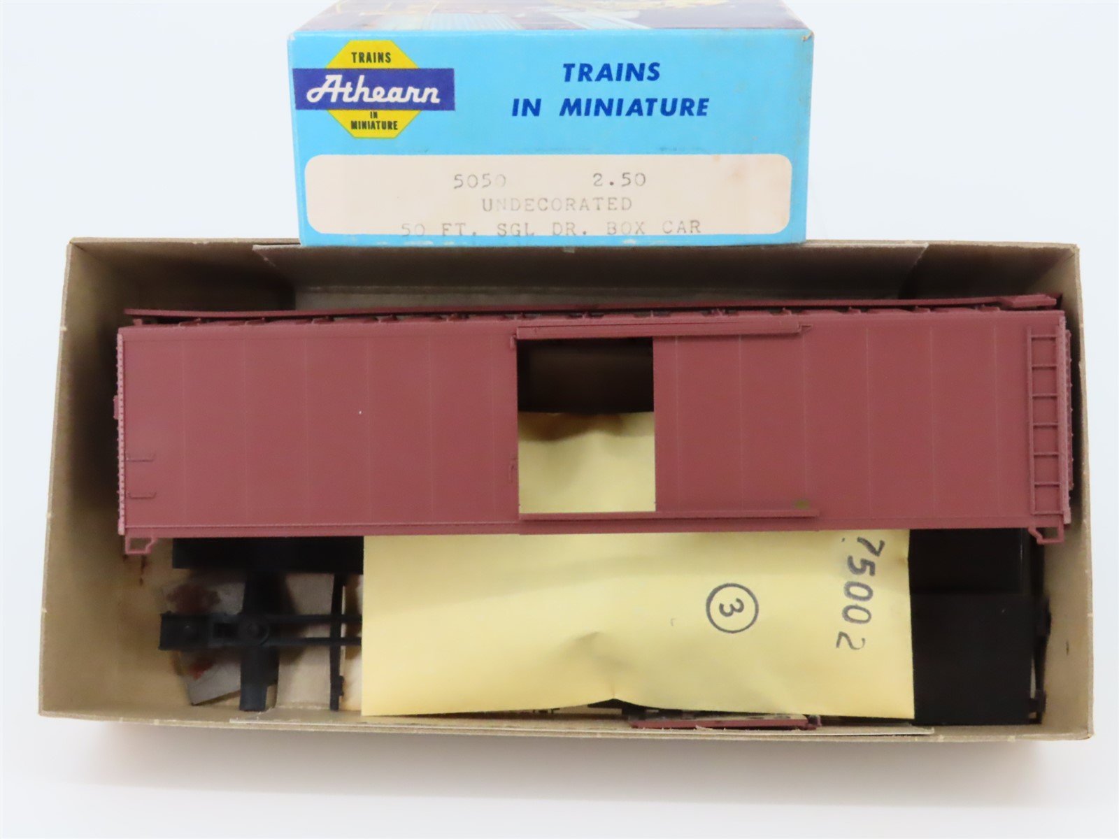 HO Scale Athearn 5050 Undecorated 50' Single Door Box Car Kit
