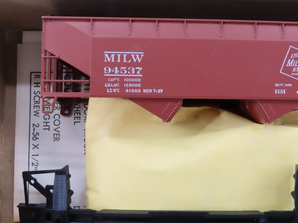 HO Scale Athearn 5406 MILW Milwaukee Road 34&#39; 2-Bay Open Hopper #94537 Kit