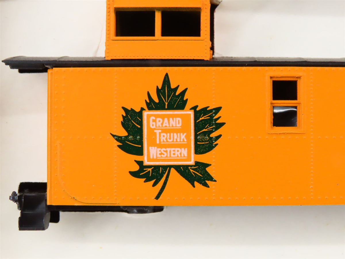 HO Scale Roundhouse MDC 3493 GTW Grand Trunk Western Caboose #79050 Kit