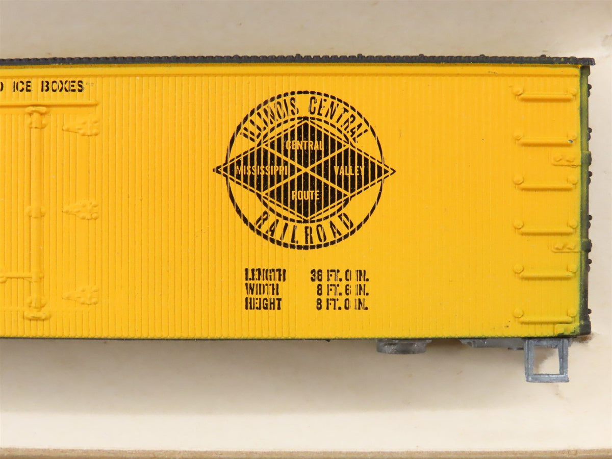 HO Scale Roundhouse MDC R-366 IC Illinois Central 36&#39; Reefer #55401 Kit