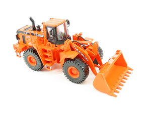 1:40 Scale Daewoo Die-Cast MEGA V Series Excellent Wheel Loader